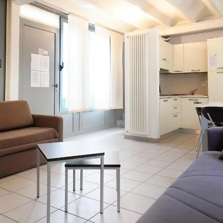 Apartamento Moderno Con Parcheggio Gratuito Di Fronte Lecco